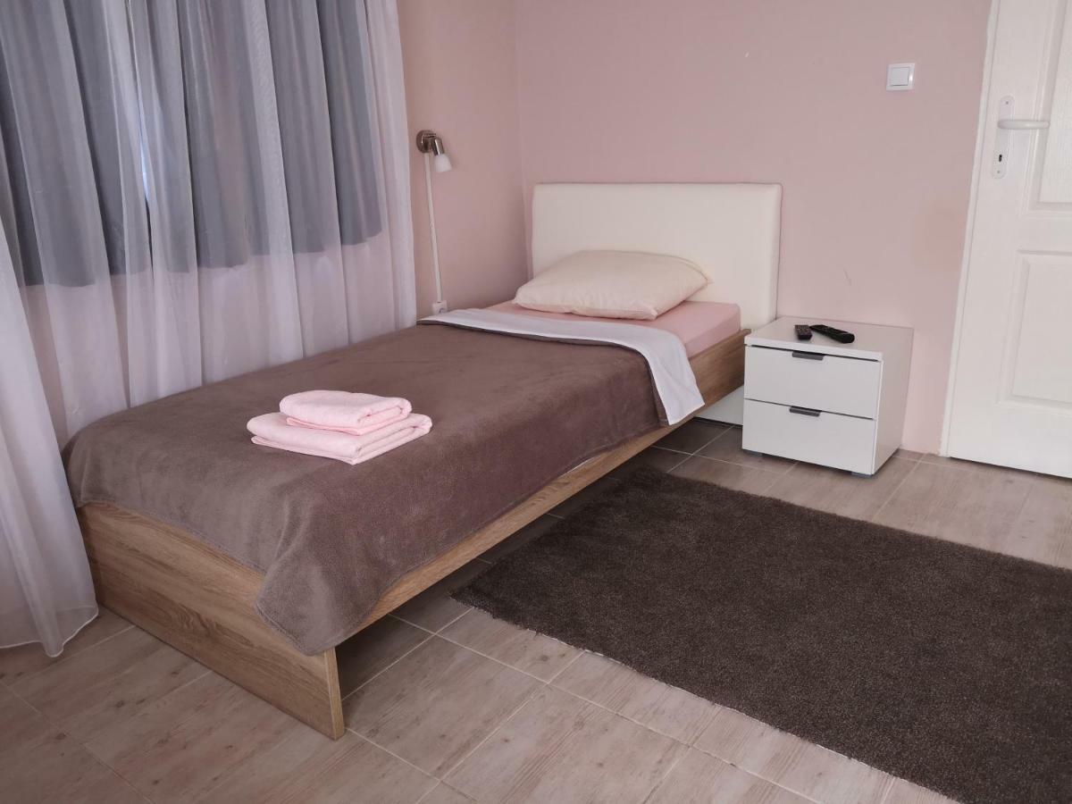 Apartment Dedine ゴルバッツ エクステリア 写真